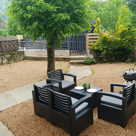 Apartment Avec Jardin Et Barbecue, 2 Pers *