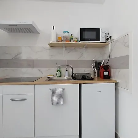 Avec Jardin Et Barbecue, 2 Pers Apartment *